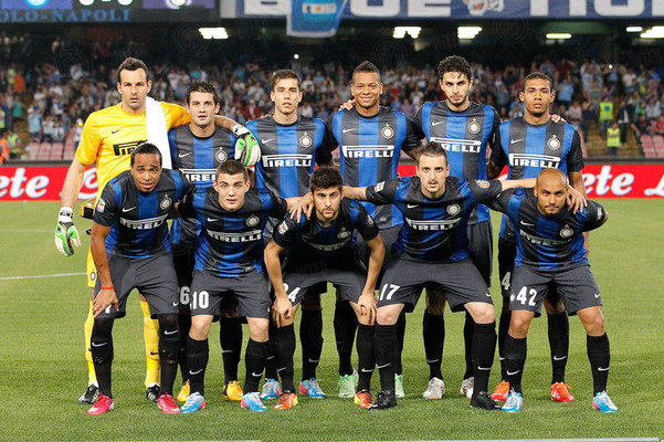 英超前瞻：维拉状态火热9轮8胜，残阵枪手客战盼继续领跑（英超前瞻：维拉近9轮8胜势头凶猛，伤兵满营的阿森纳客场力拼守住榜首）