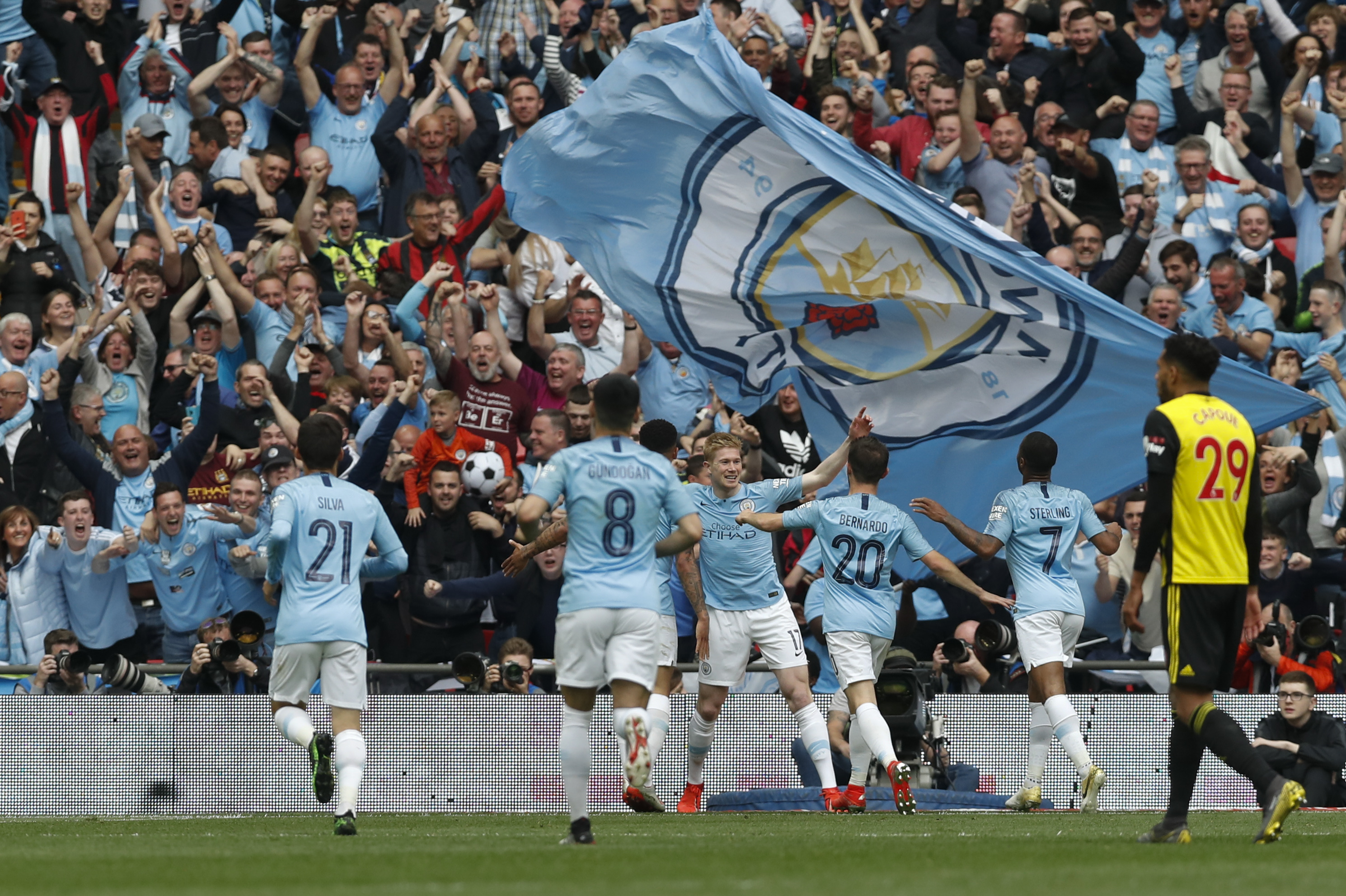 世界杯相遇，英格兰与加纳此前仅在友谊赛有过1次交手